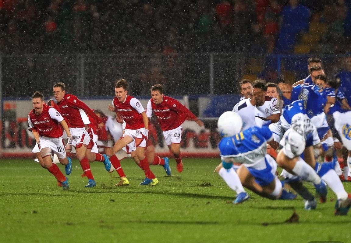 北安普敦VS牛津联：激情主场对决，球迷助力悬念揭晓(图2)